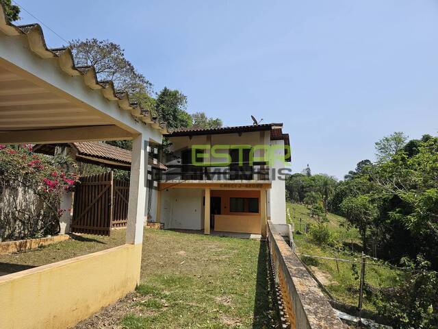 Venda em Estância Santa Maria do Laranjal - Atibaia