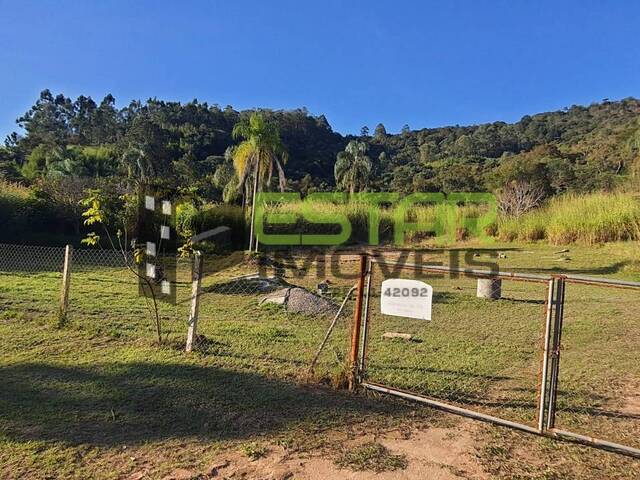 Venda em Estância Santa Maria do Laranjal - Atibaia